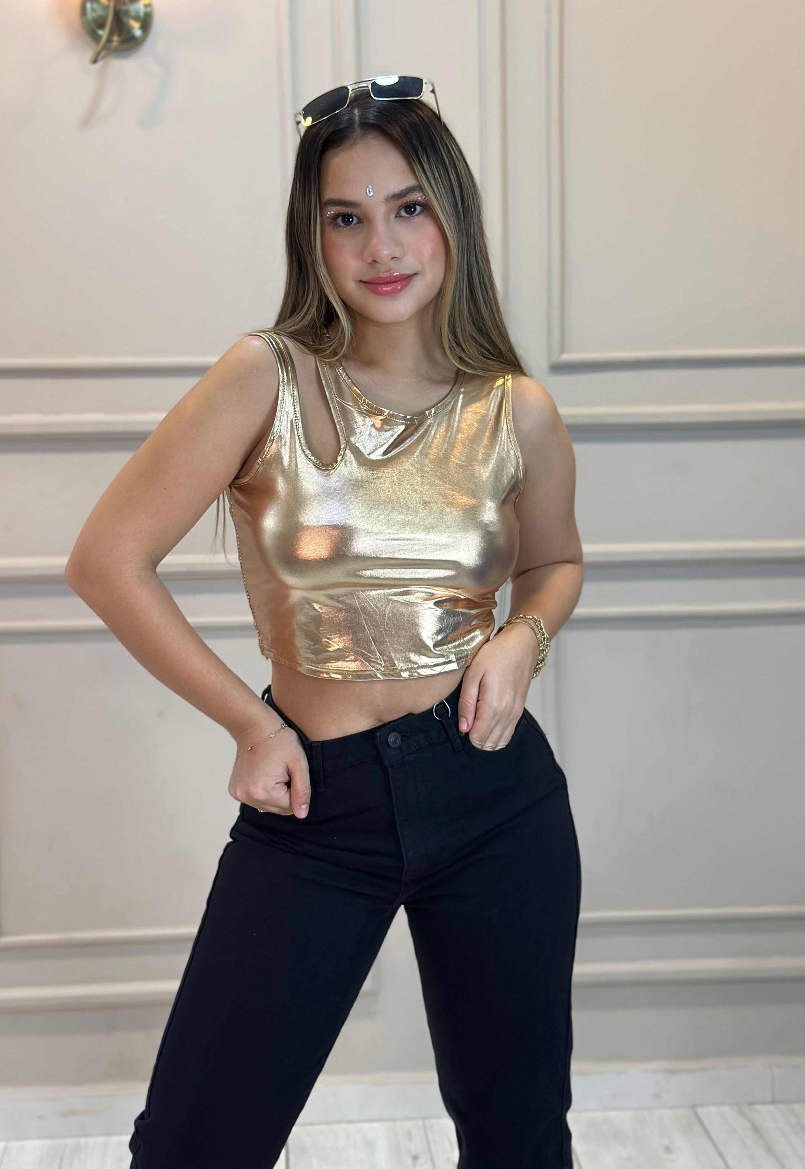 TOP MÓNICA