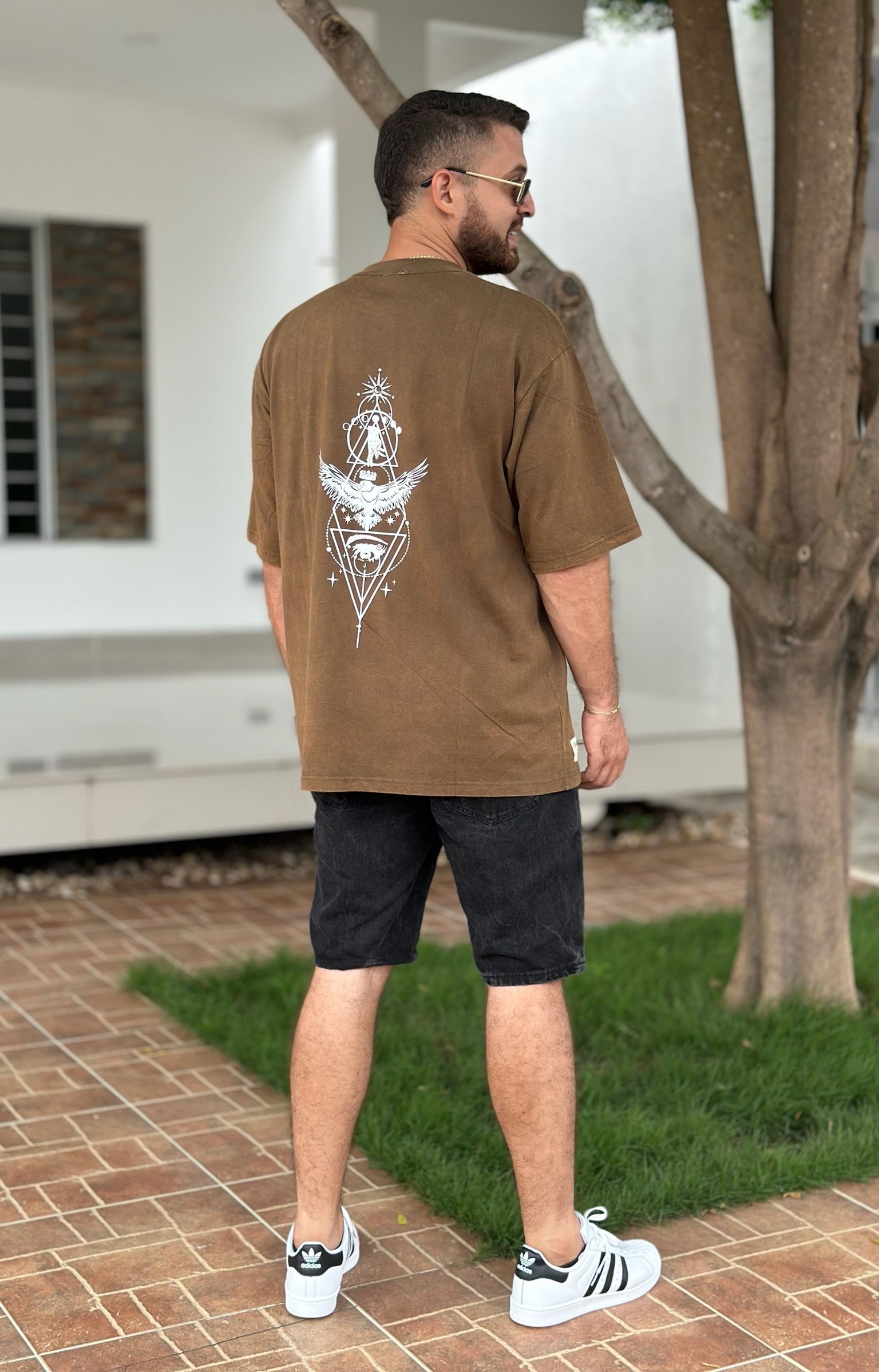 CAMISETA OVER VIBRAS
