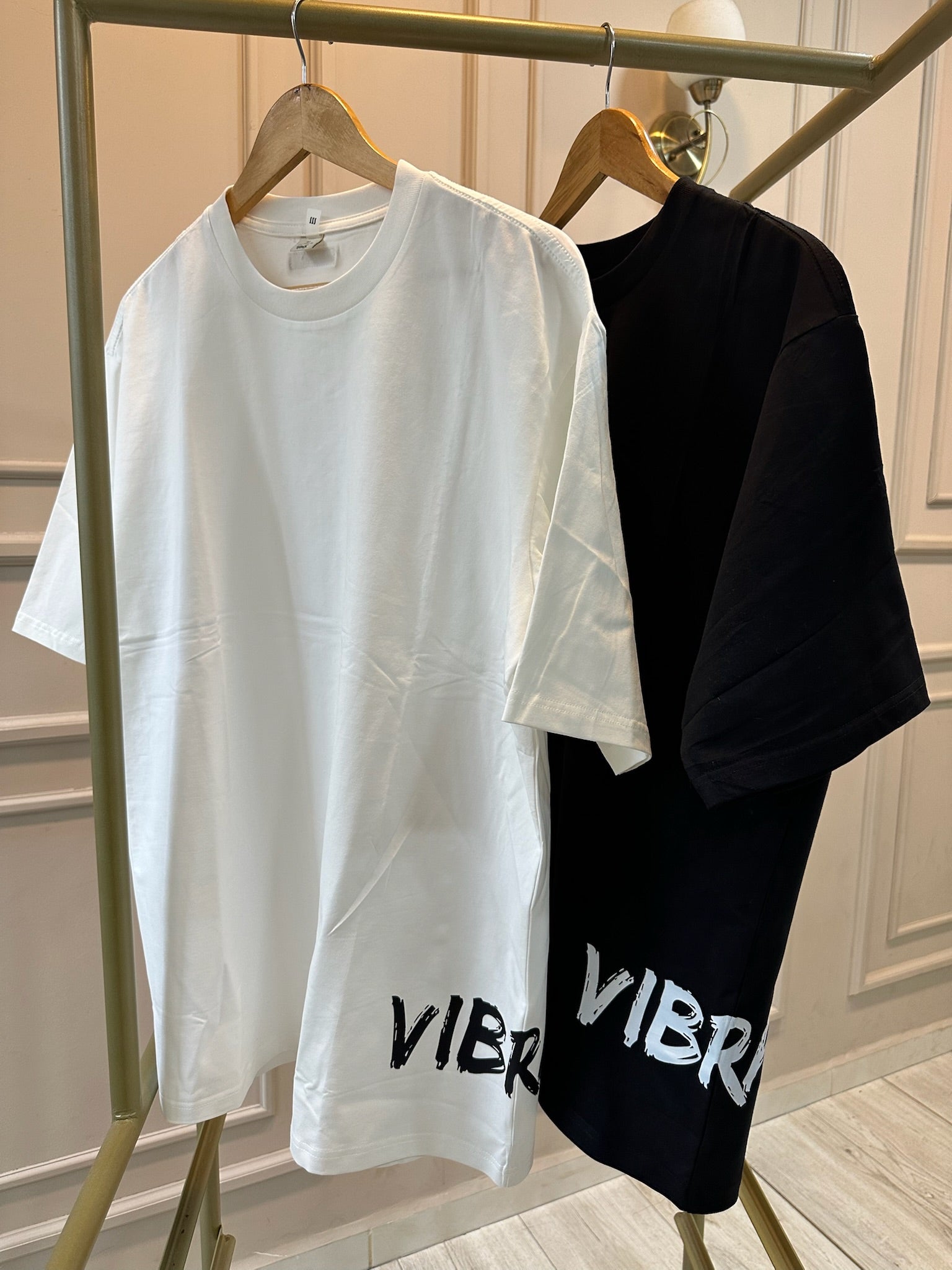 CAMISETAS OVERSIZE VIBRAS