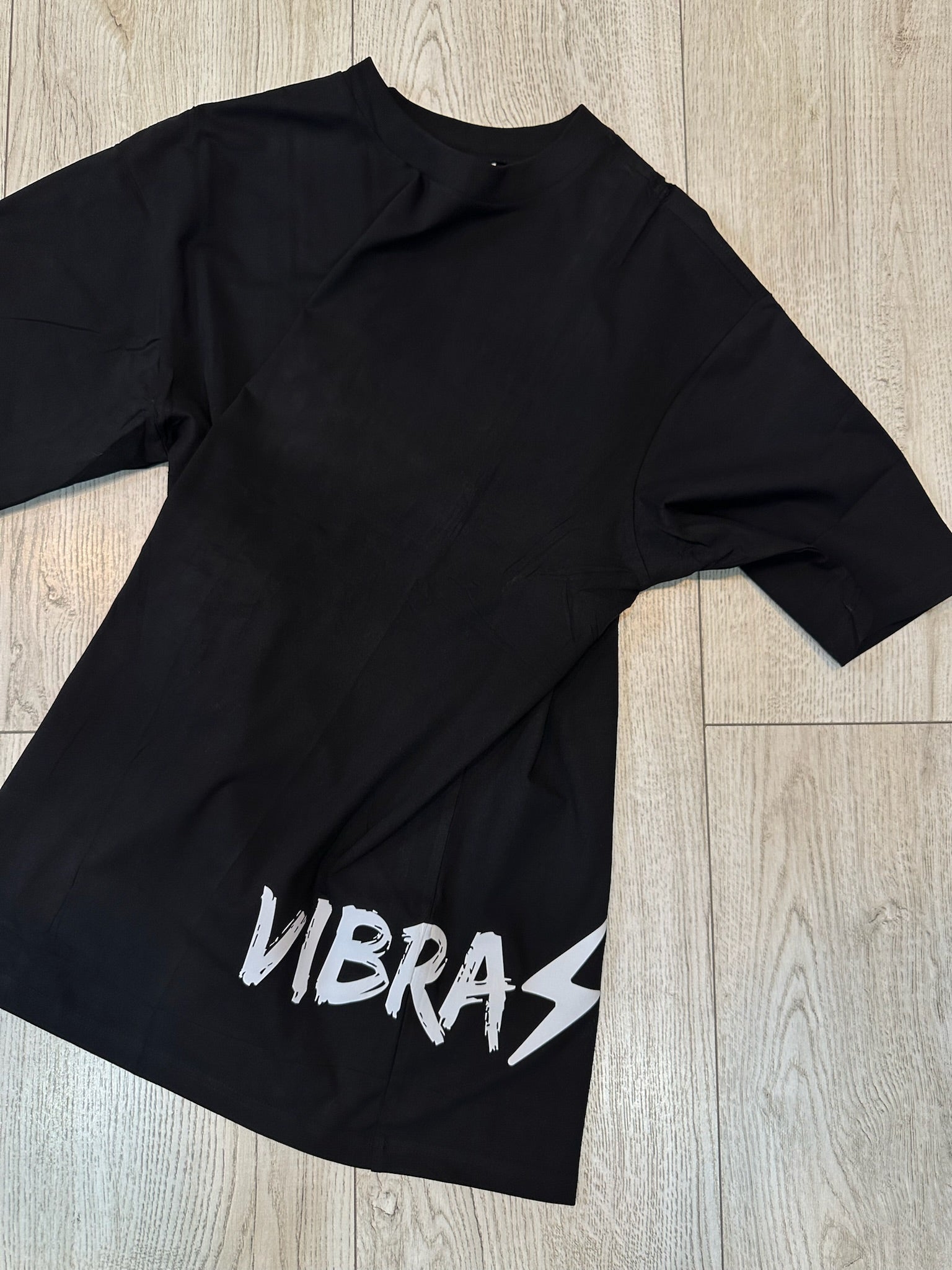 CAMISETAS OVERSIZE VIBRAS