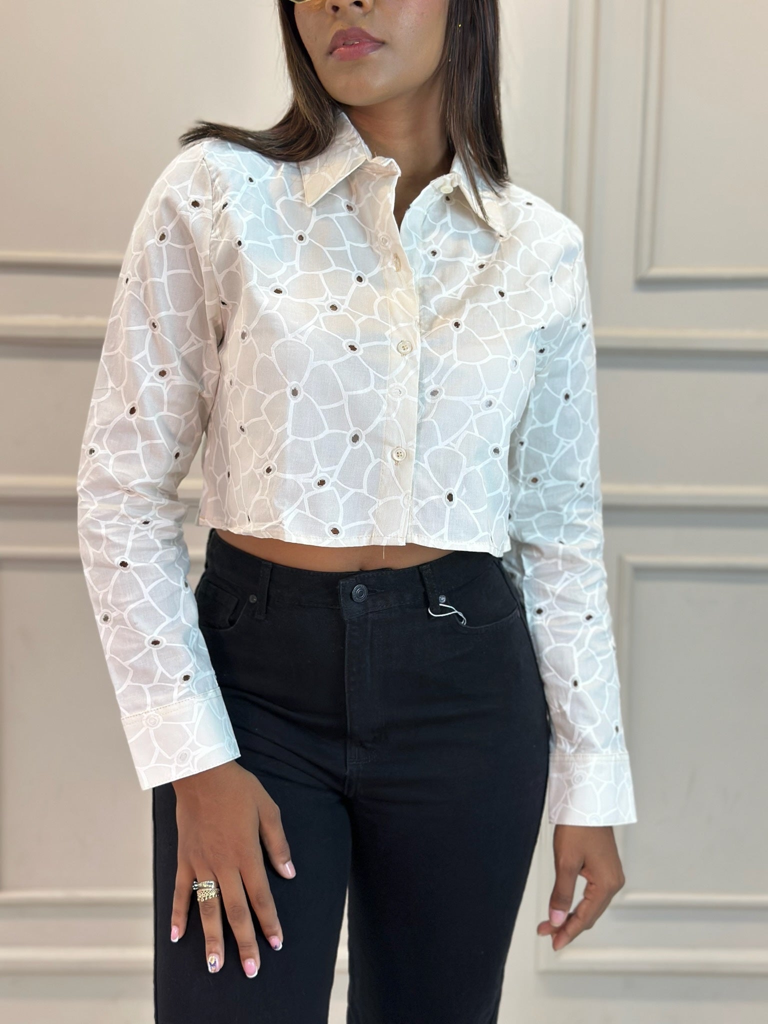 CAMISA SEMI CORTA OJALILLO