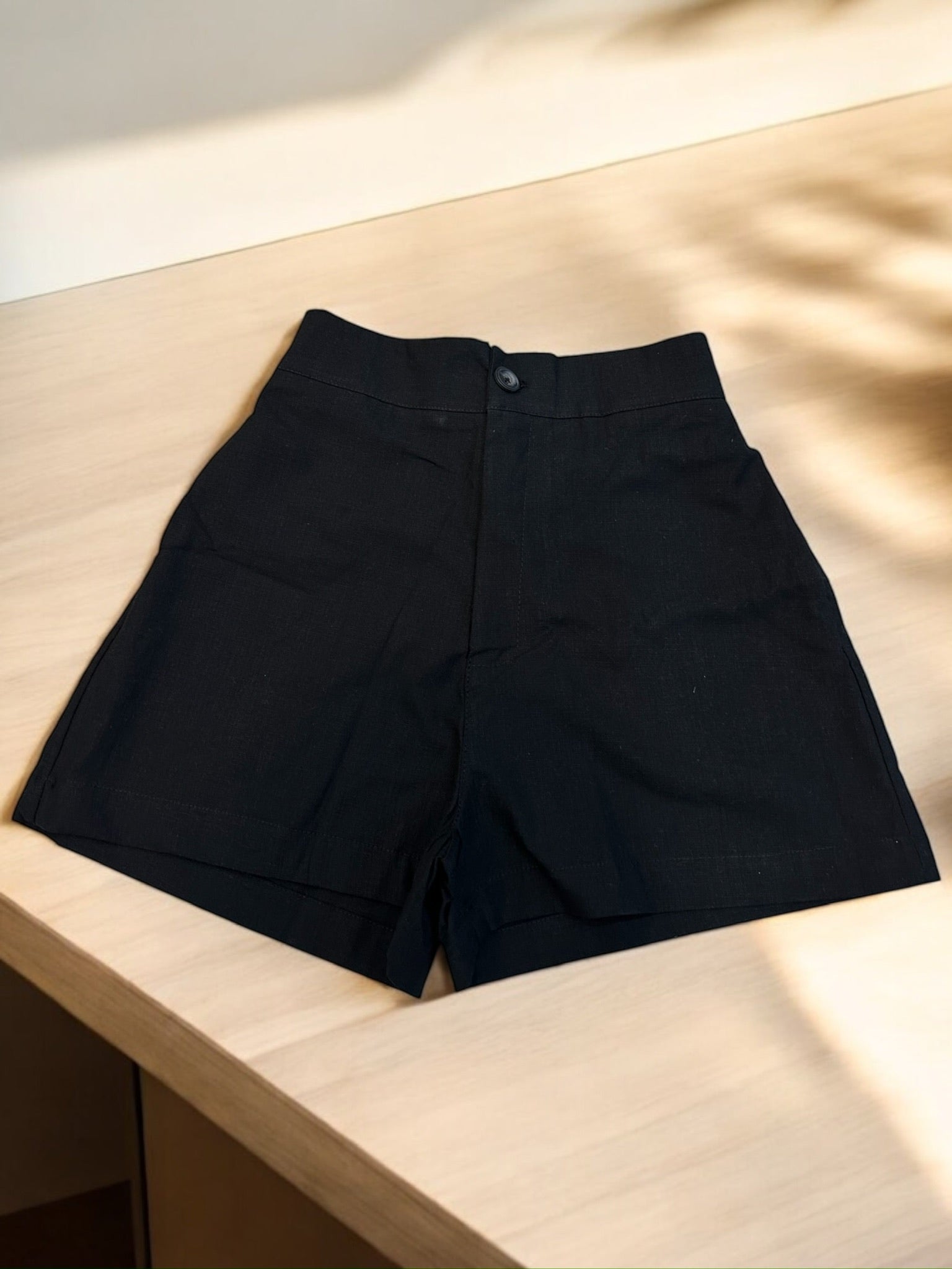 SHORT GRECIA