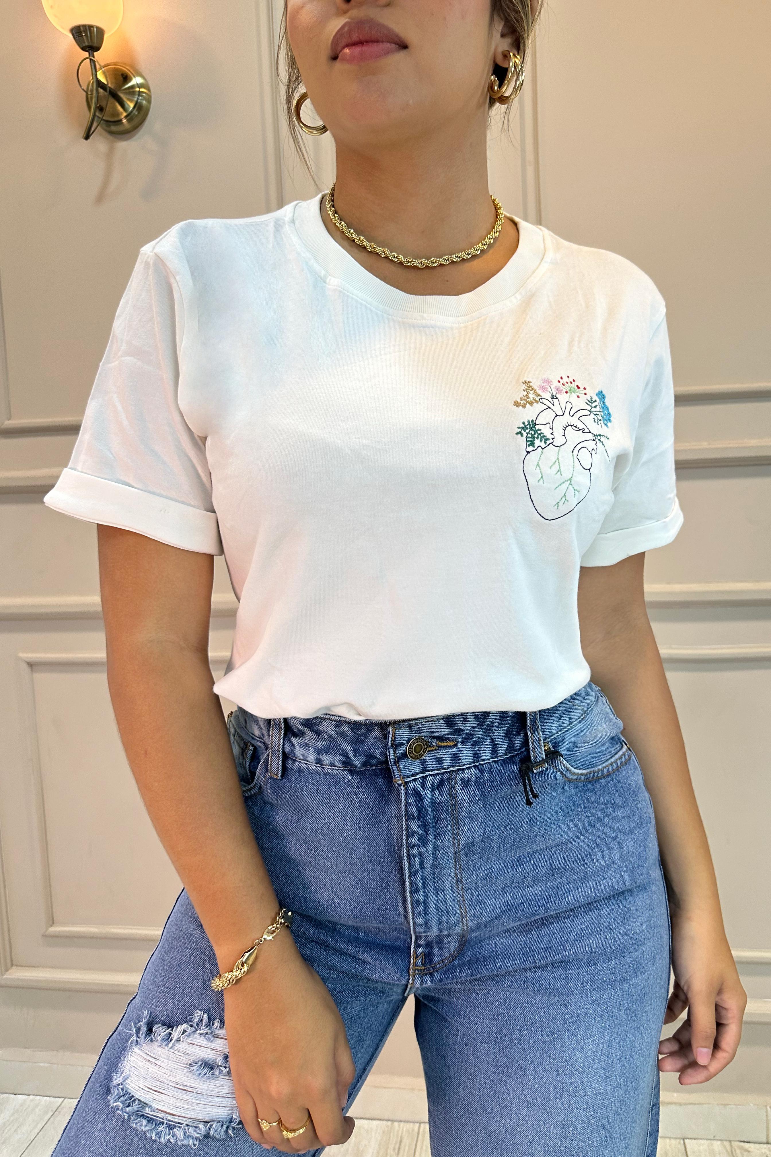 CAMISETAS CON BORDADO